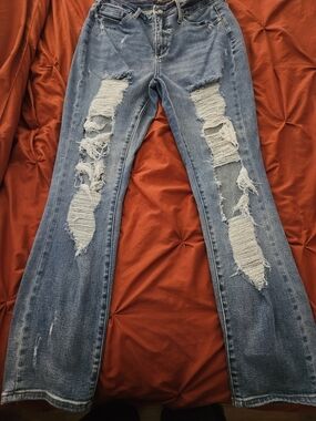 Judy Blue Light Blue Distressed Straight-Leg Jeans